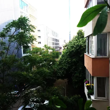 Kiwi Apart-hotel 1br Wi-fi Free - Close To Old Town - Cozy Location - Shorter Or Longer - R&m Boutique Apartamento