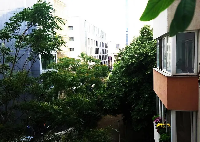 Kiwi Apart-hotel 1br Wi-fi Free - Close To Old Town - Cozy Location - Shorter Or Longer - R&m Boutique Apartamento