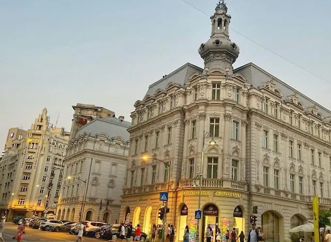 Kiwi Apart-hotel 1br Wi-fi Free - Close To Old Town - Cozy Location - Shorter Or Longer - R&m Boutique Бухарест