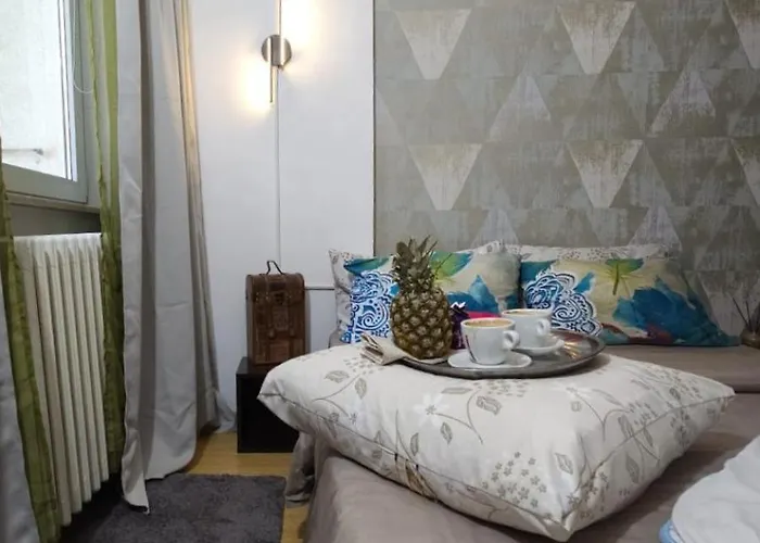 Kiwi Apart-hotel 1br Wi-fi Free - Close To Old Town - Cozy Location - Shorter Or Longer - R&m Boutique Apartamento